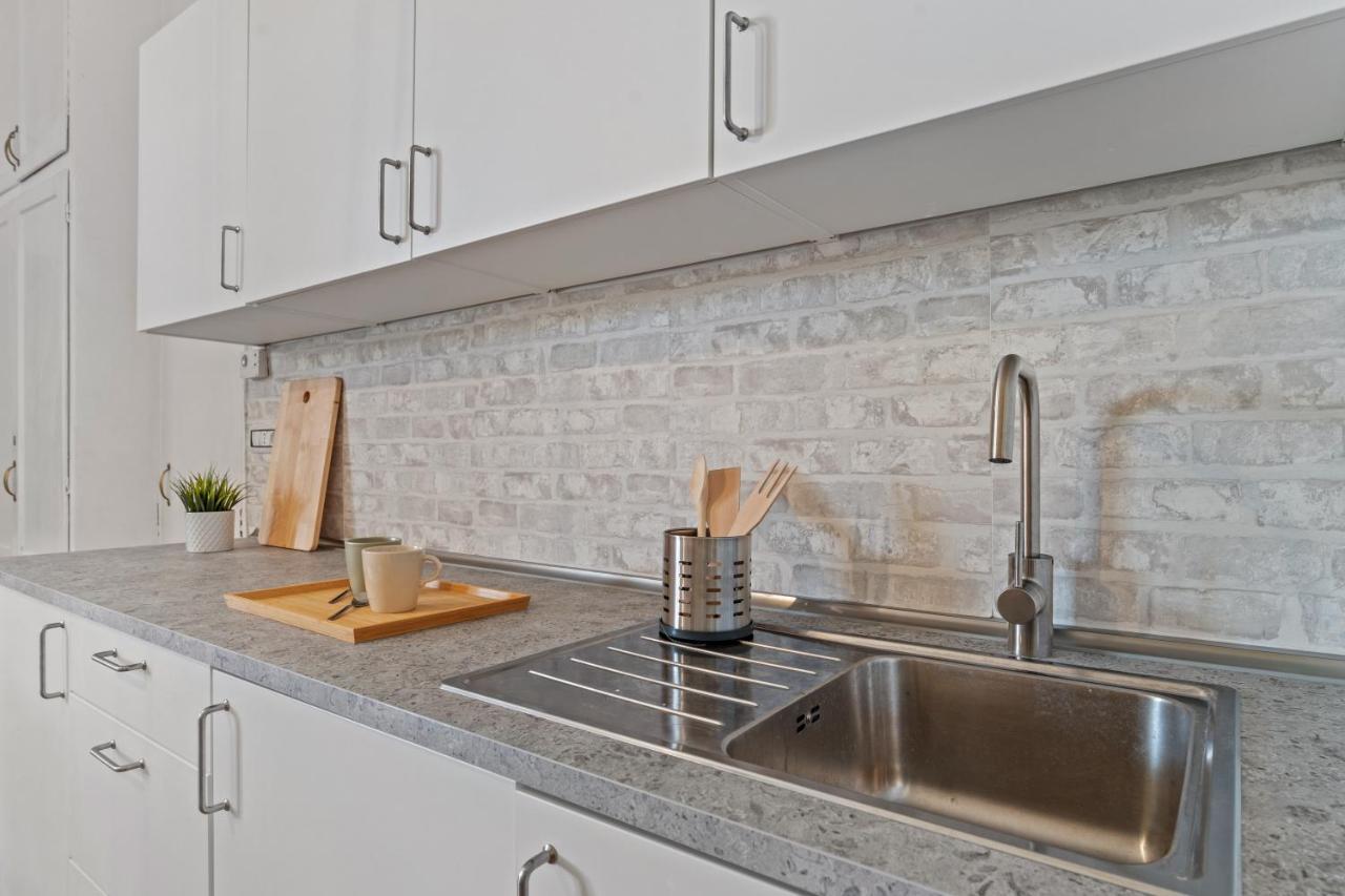 Navigli Charming Flat Apartment Milan Bagian luar foto