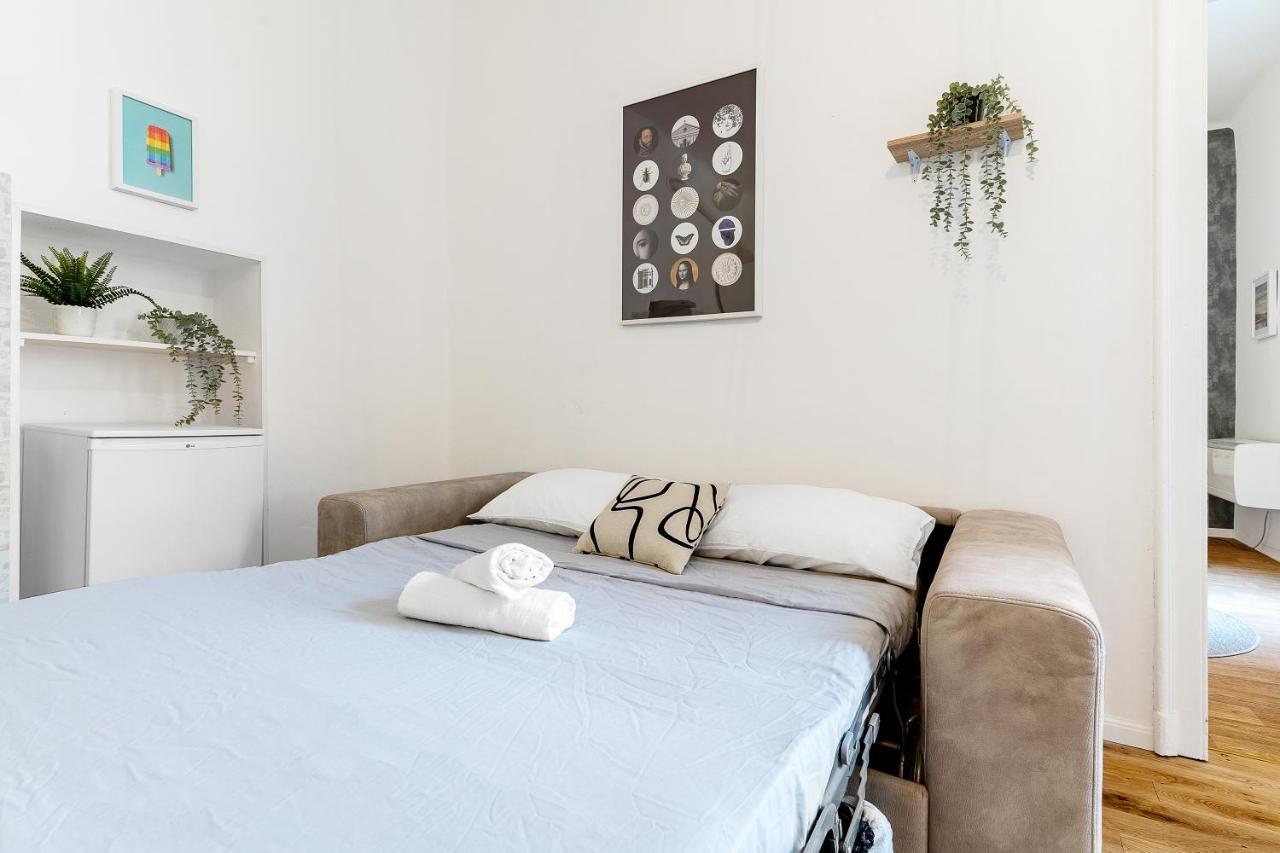 Navigli Charming Flat Apartment Milan Bagian luar foto
