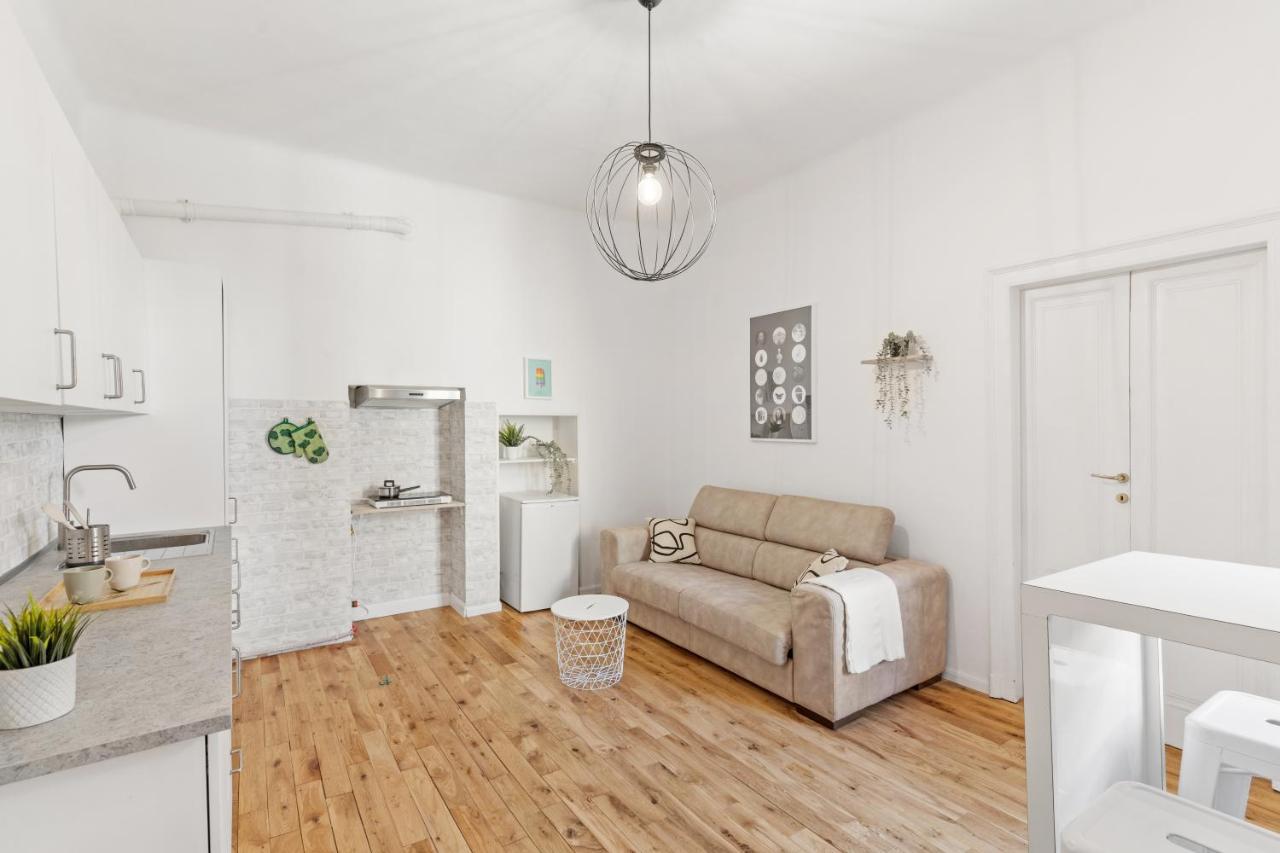 Navigli Charming Flat Apartment Milan Bagian luar foto
